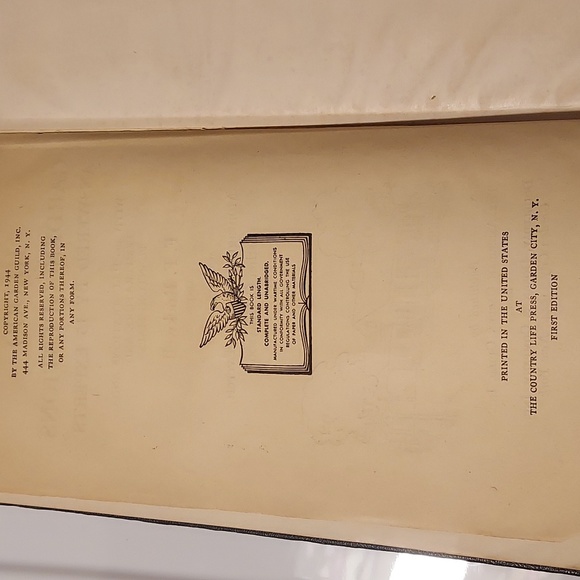 1944 Garden Book 1000 Garden Questions. 1st edition - Picture 10 of 12
